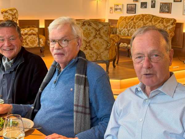 Personen am essen